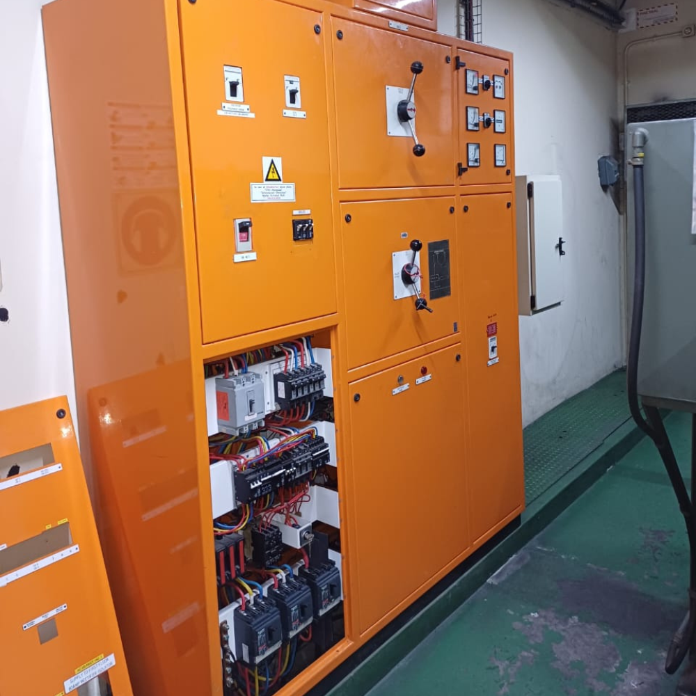 Hardwire Electricals Industrial Distribution Box Hardwire Electricals Industrial Distribution Box